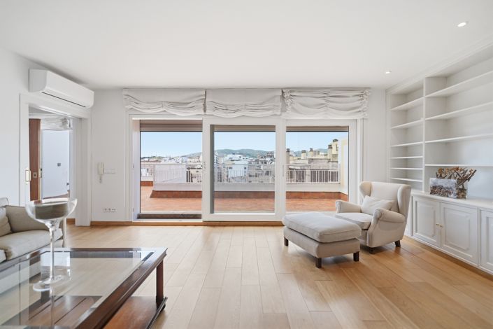 Image No.5-4 Bed Penthouse for sale