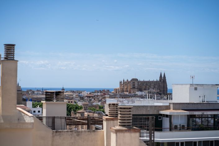 Image No.45-4 Bed Penthouse for sale