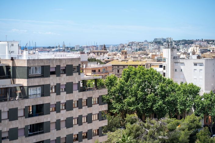 Image No.46-4 Bed Penthouse for sale
