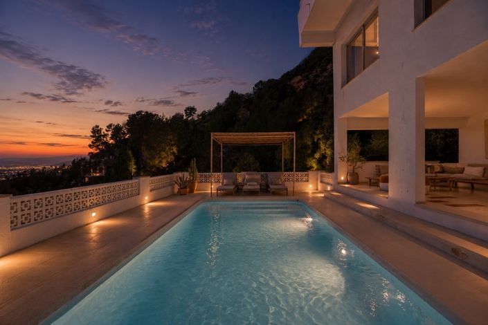 Image No.32-5 Bed Villa for sale
