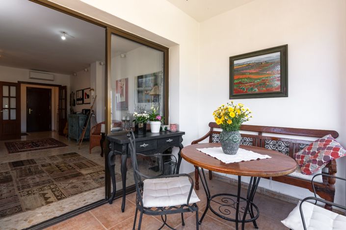 Image No.20-3 Bed Apartment for sale
