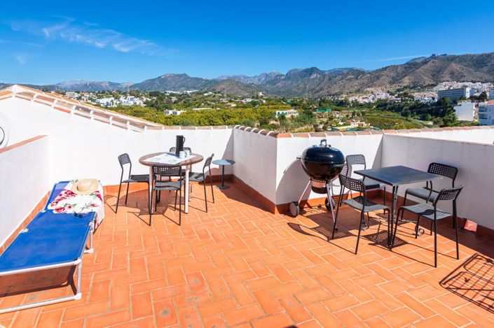 Image No.3-3 Bed Apartment for sale