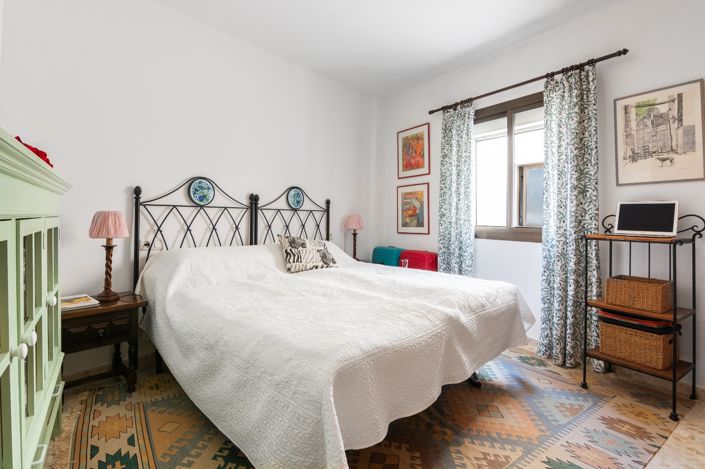 Image No.10-3 Bed Apartment for sale