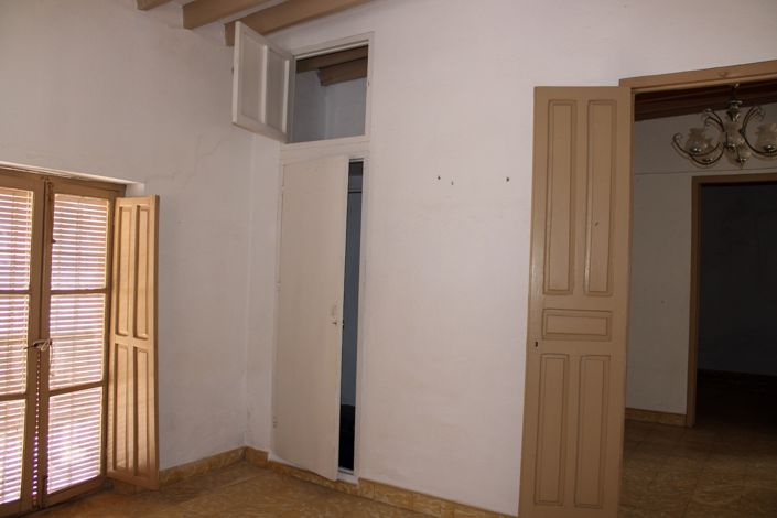 Image No.21-4 Bed Townhouse for sale