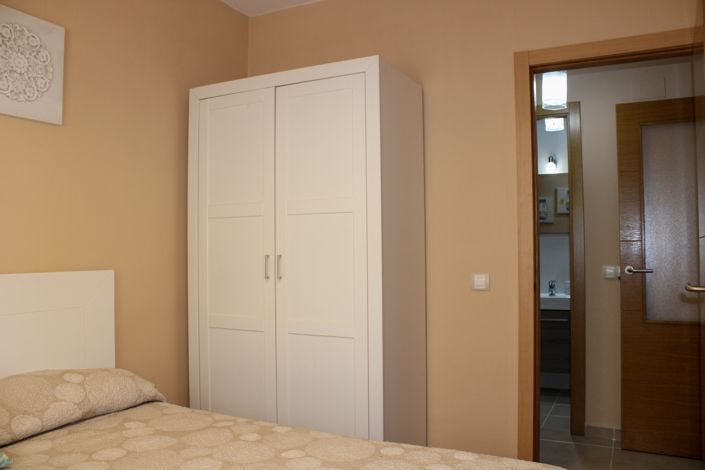 Image No.11-2 Bed Apartment for sale