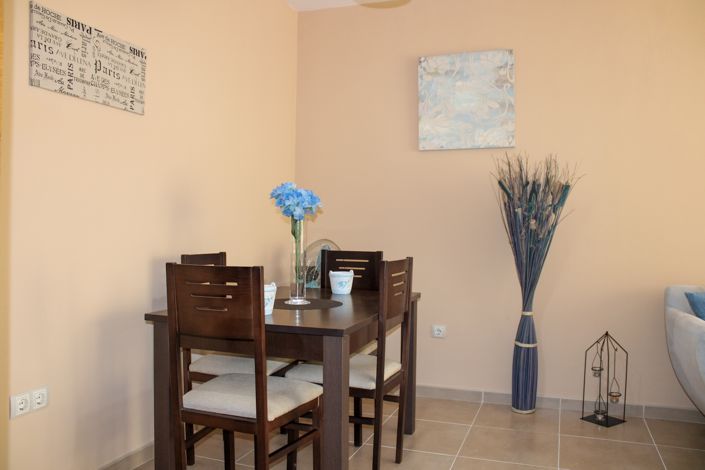 Image No.20-2 Bed Apartment for sale