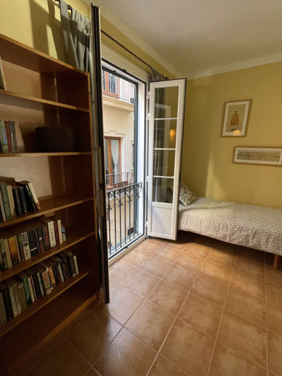Image No.27-3 Bed Apartment for sale