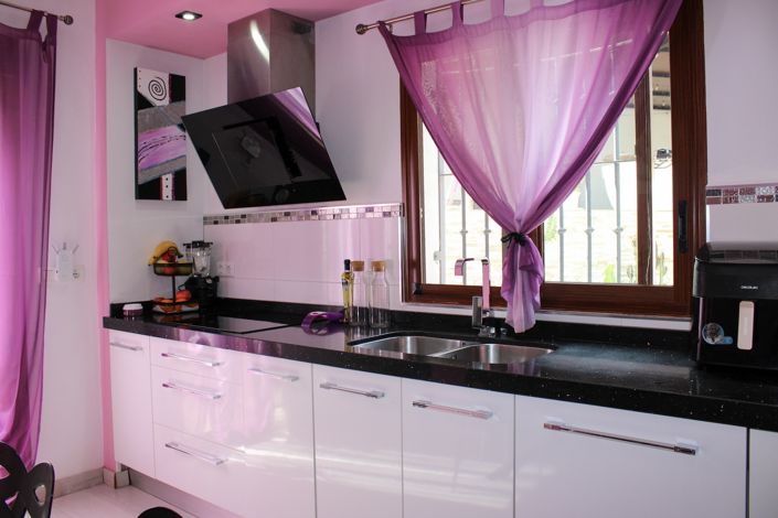 Image No.17-4 Bed Villa for sale