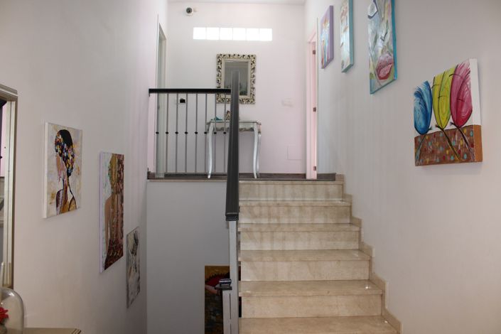 Image No.18-4 Bed Villa for sale