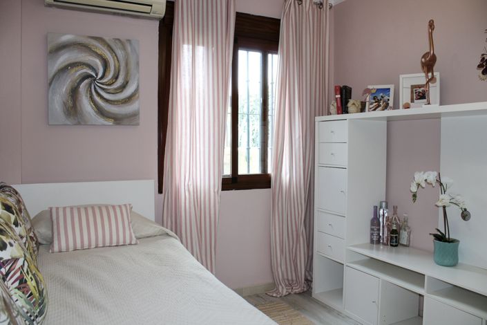 Image No.31-4 Bed Villa for sale
