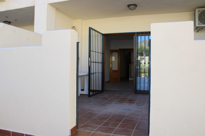 Image No.16-3 Bed Townhouse for sale