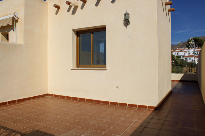 Image No.36-3 Bed Townhouse for sale