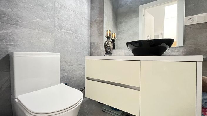 Image No.7-3 Bed Townhouse for sale