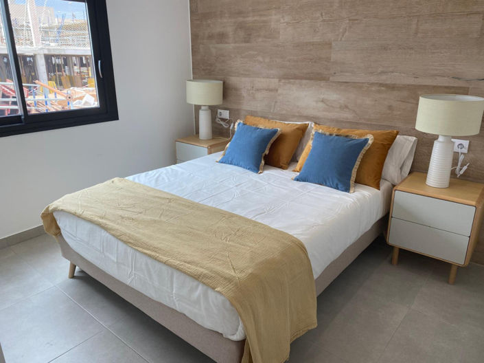 Image No.15-2 Bed Apartment for sale