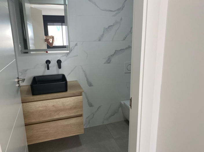 Image No.16-2 Bed Apartment for sale