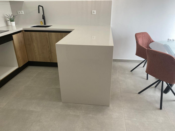 Image No.9-2 Bed Apartment for sale