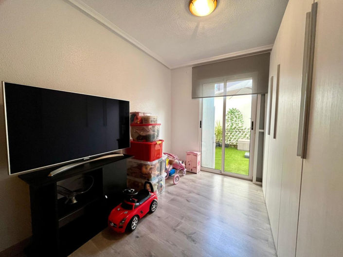 Image No.27-4 Bed Apartment for sale