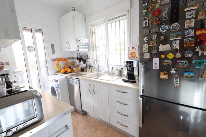 Image No.4-2 Bed Villa for sale