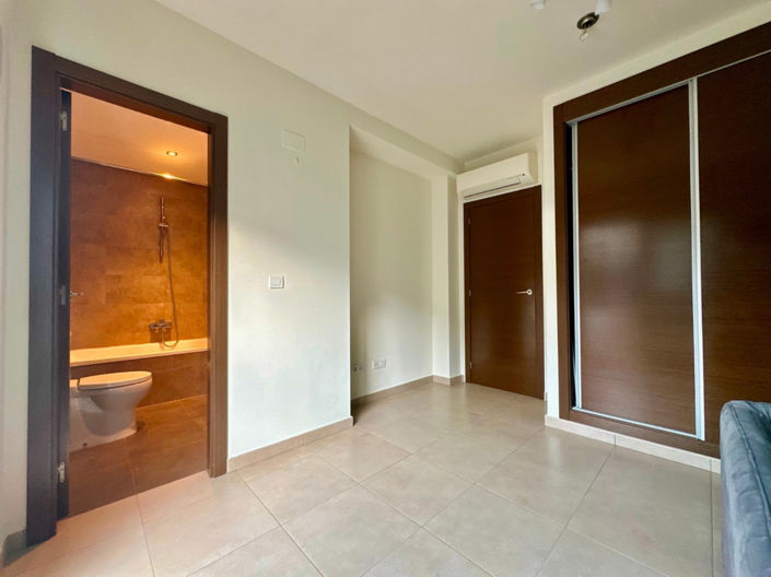 Image No.9-3 Bed Villa for sale