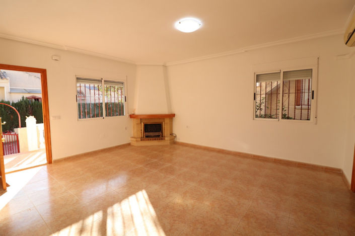 Image No.3-3 Bed Villa for sale