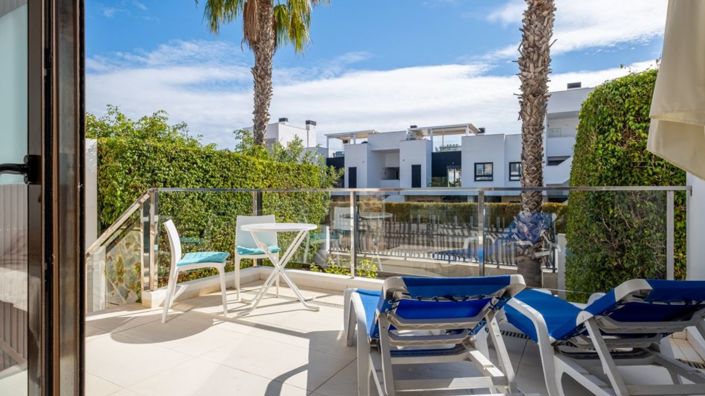 Image No.2-Appartement de 2 chambres à vendre à Orihuela Costa