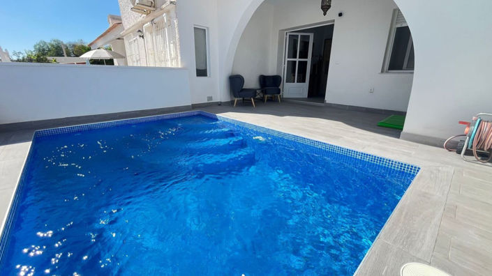 Image No.2-3 Bed Villa for sale