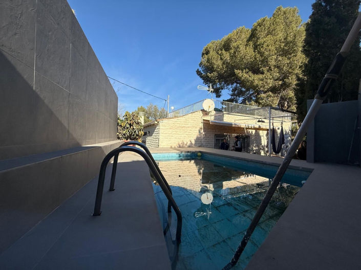 Image No.2-Villa de 3 chambres à vendre à Elda