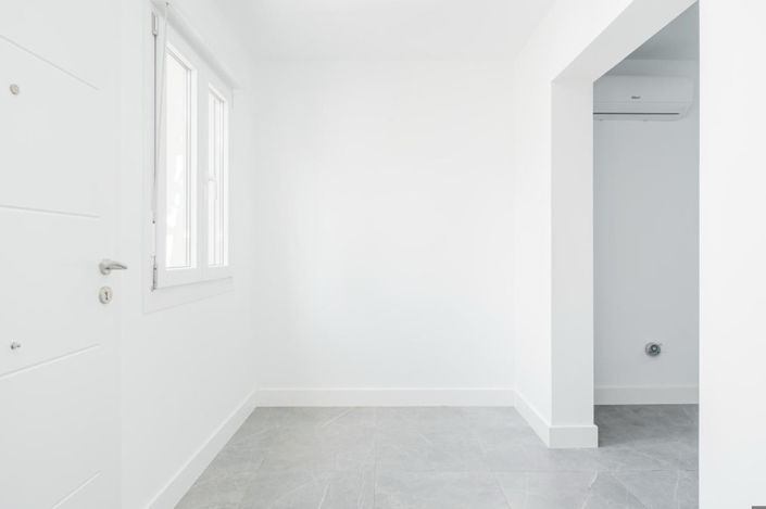 Image No.21-3 Bed Villa for sale