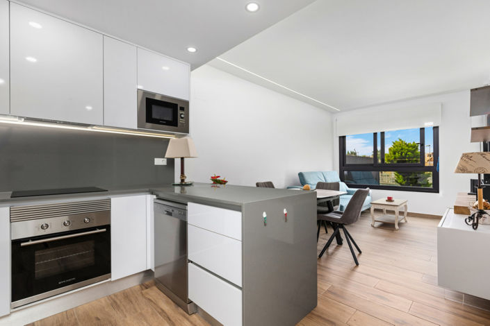 Image No.13-2 Bed Apartment for sale