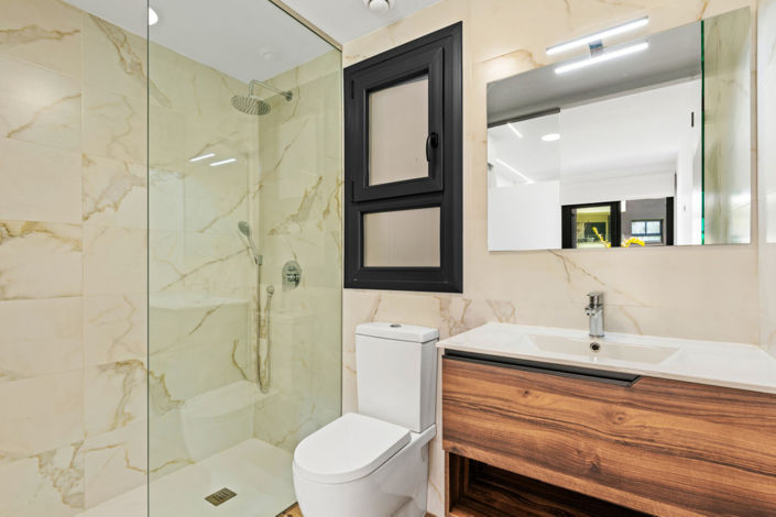 Image No.18-2 Bed Apartment for sale