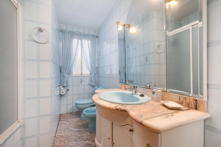 Image No.25-4 Bed Apartment for sale