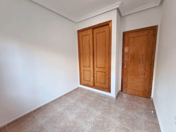 2b2d803f81dae27825fbxlarge