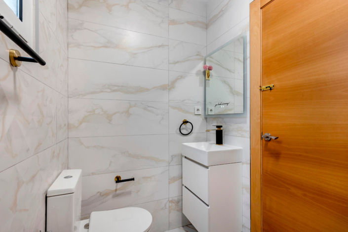 Image No.10-3 Bed Apartment for sale