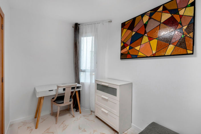 Image No.12-3 Bed Apartment for sale