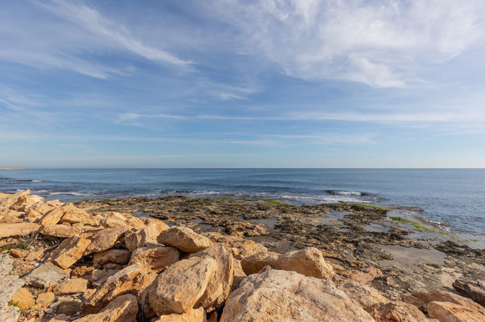 Image No.17-3 Bed Apartment for sale