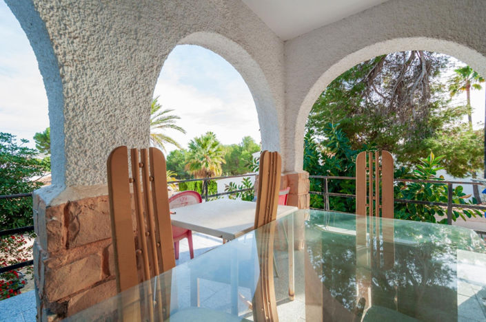 Image No.1-3 Bed Villa for sale