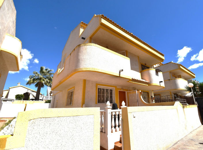 Image No.1-Villa de 3 chambres à vendre à Playa Flamenca