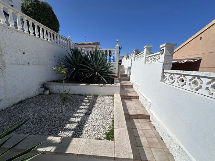 Image No.27-2 Bed Villa for sale