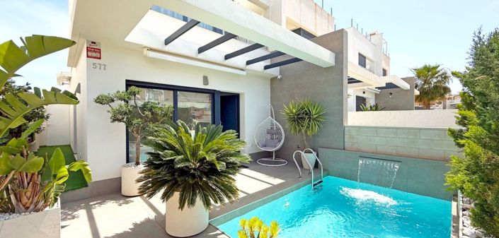 Image No.1-Villa de 3 chambres à vendre à Orihuela Costa