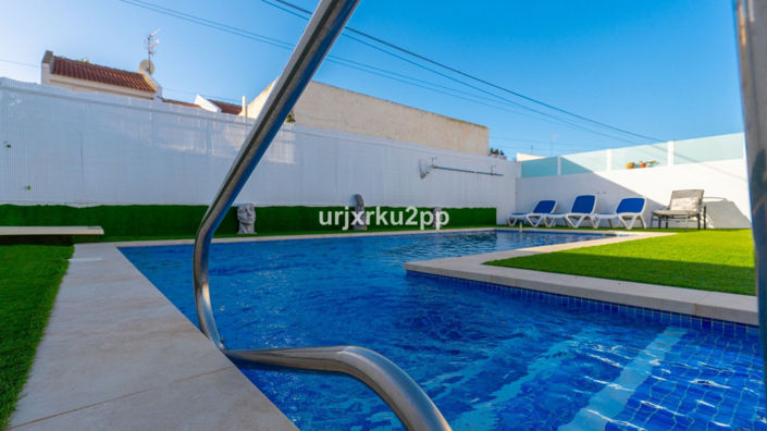 Image No.1-3 Bed Villa for sale