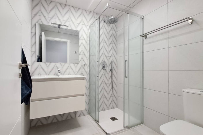 Image No.25-2 Bed Apartment for sale