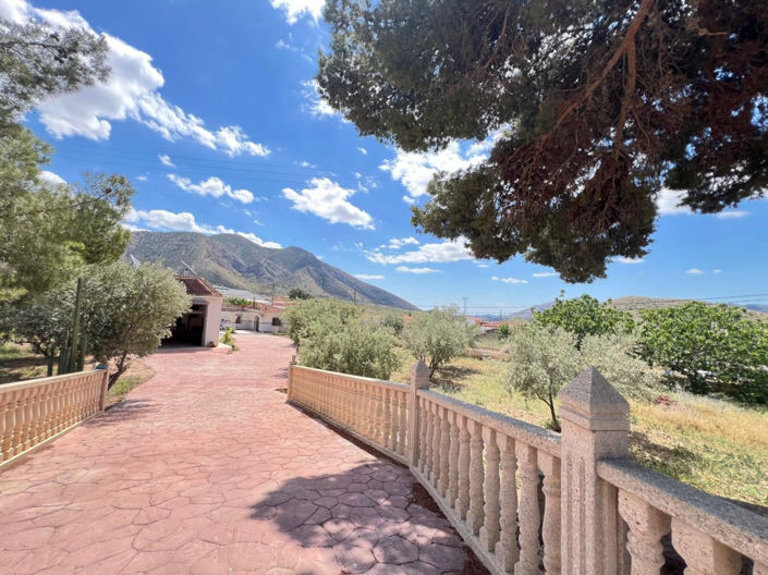 Image No.1-2 Bed Villa for sale