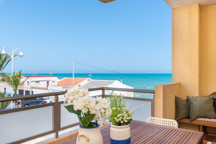 Image No.1-3 Bed Apartment for sale