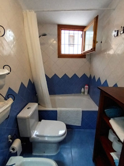 Image No.24-2 Bed Apartment for sale