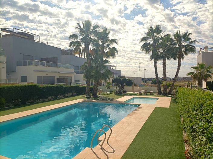 Image No.23-Villa de 2 chambres à vendre à Orihuela Costa