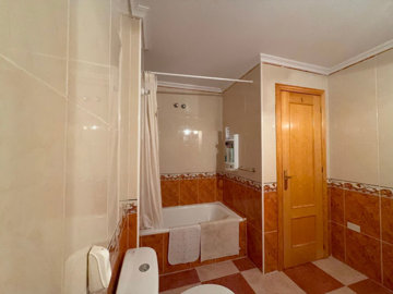 42540ab650adae43842cxlarge