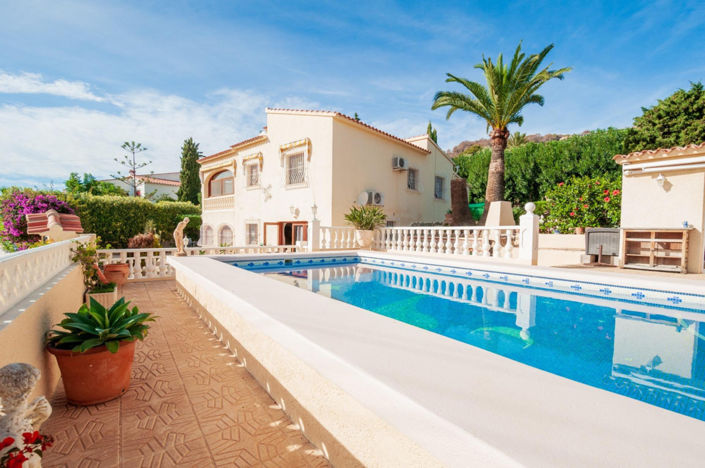 Image No.1-Villa de 3 chambres à vendre à Calpe