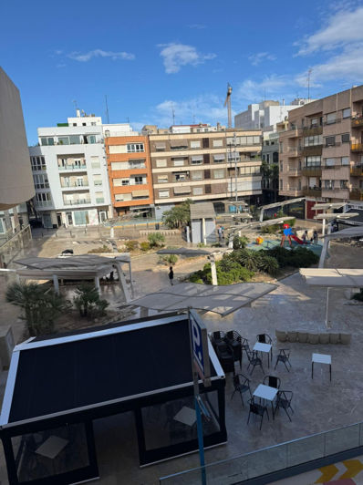 Image No.19-3 Bed Apartment for sale