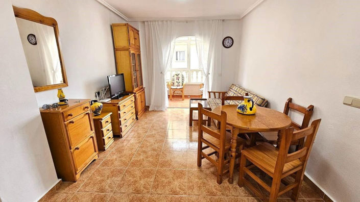 Image No.1-Appartement de 2 chambres à vendre à Torrevieja