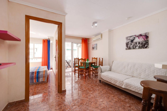 Image No.1-Appartement de 2 chambres à vendre à Torrevieja